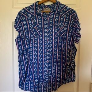 Wrangler, blue and pink western button down top.